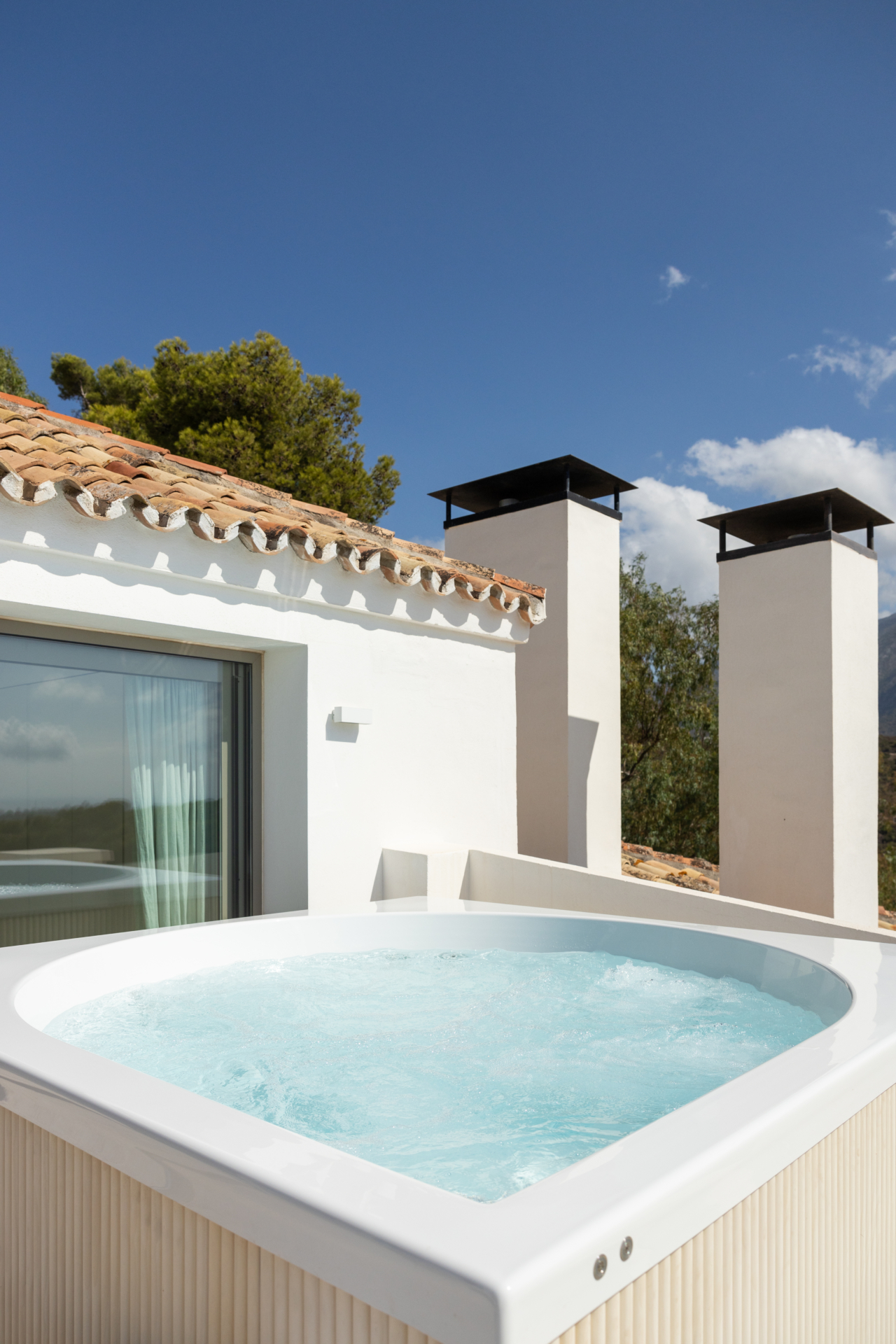 9 Lions Sirena 056